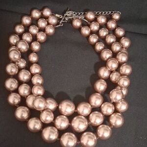 Elegant Pearl Necklace